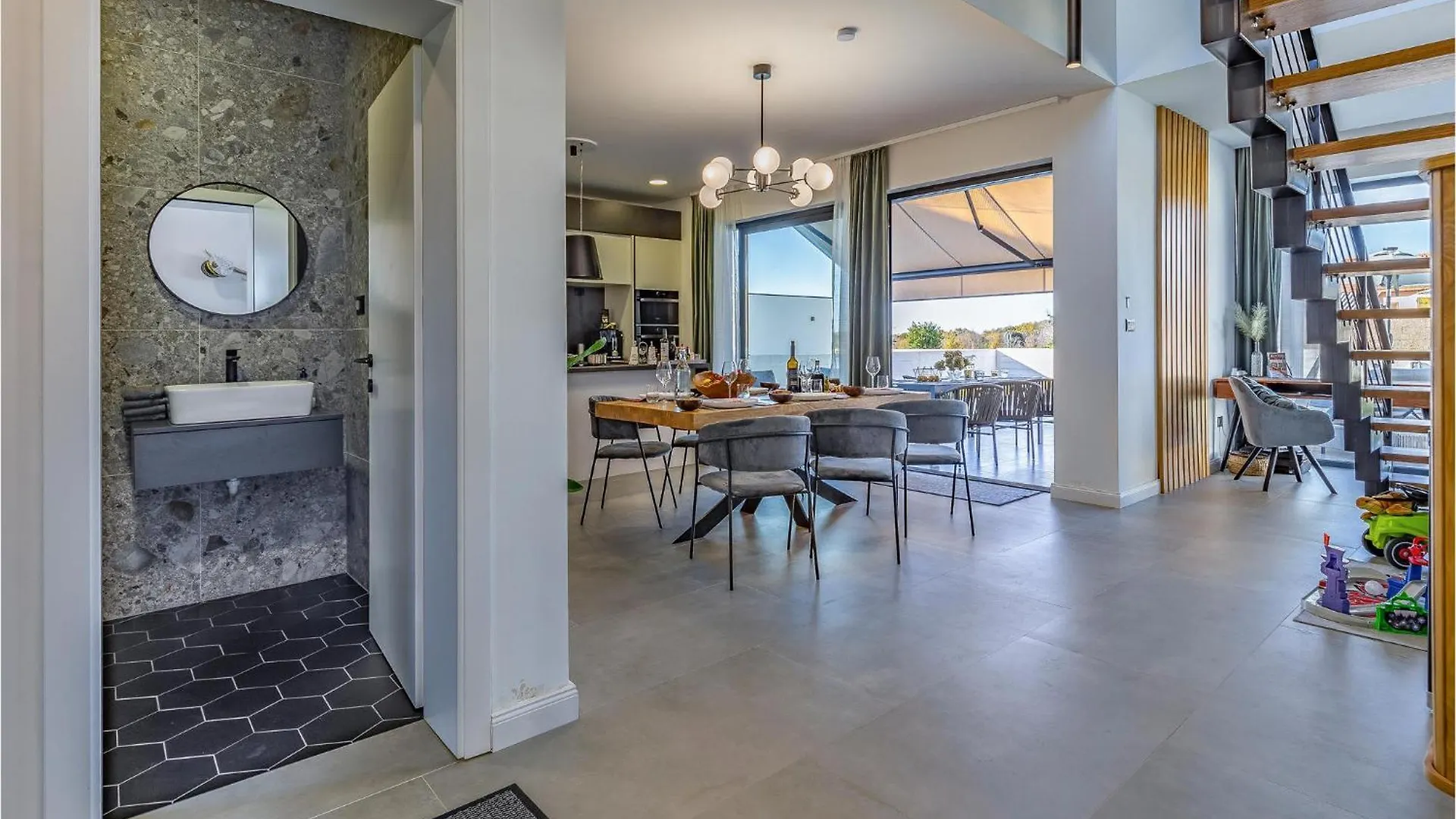 3 Bedroom Awesome Home In Orbanići Σπίτι διακοπών